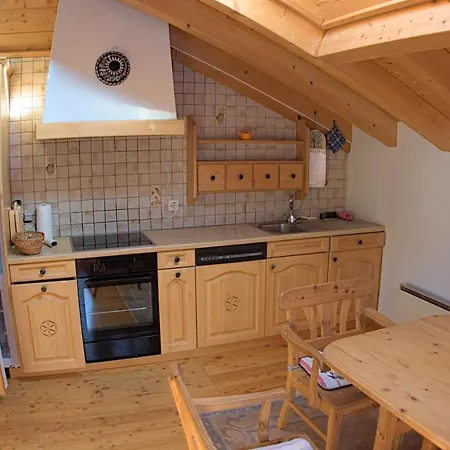 Zermattmountainchalet Tambiel Apartment *